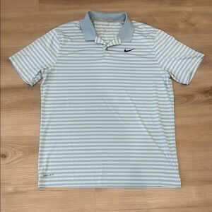 Men’s Large Nike Golf dri-fit Polo Shirt with Classic light blue Stripes